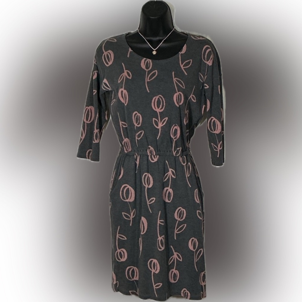 Boden Gray Pink Floral Knit Dress Size Small